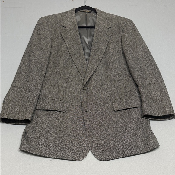 Brooks Brothers men’s Herringbone 100% Wool Gray Blazer Size 43R
